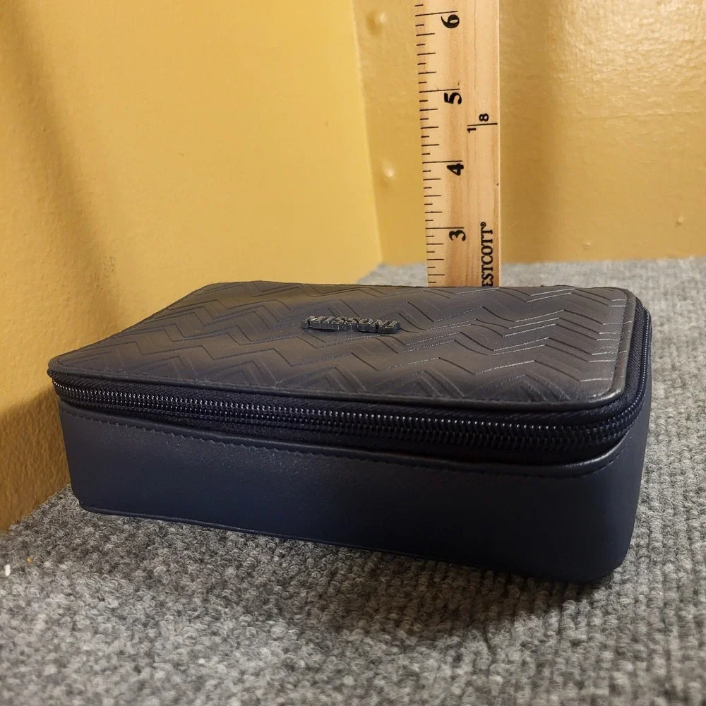 Delta Airlines - Delta One MISSONI Amenity Kit